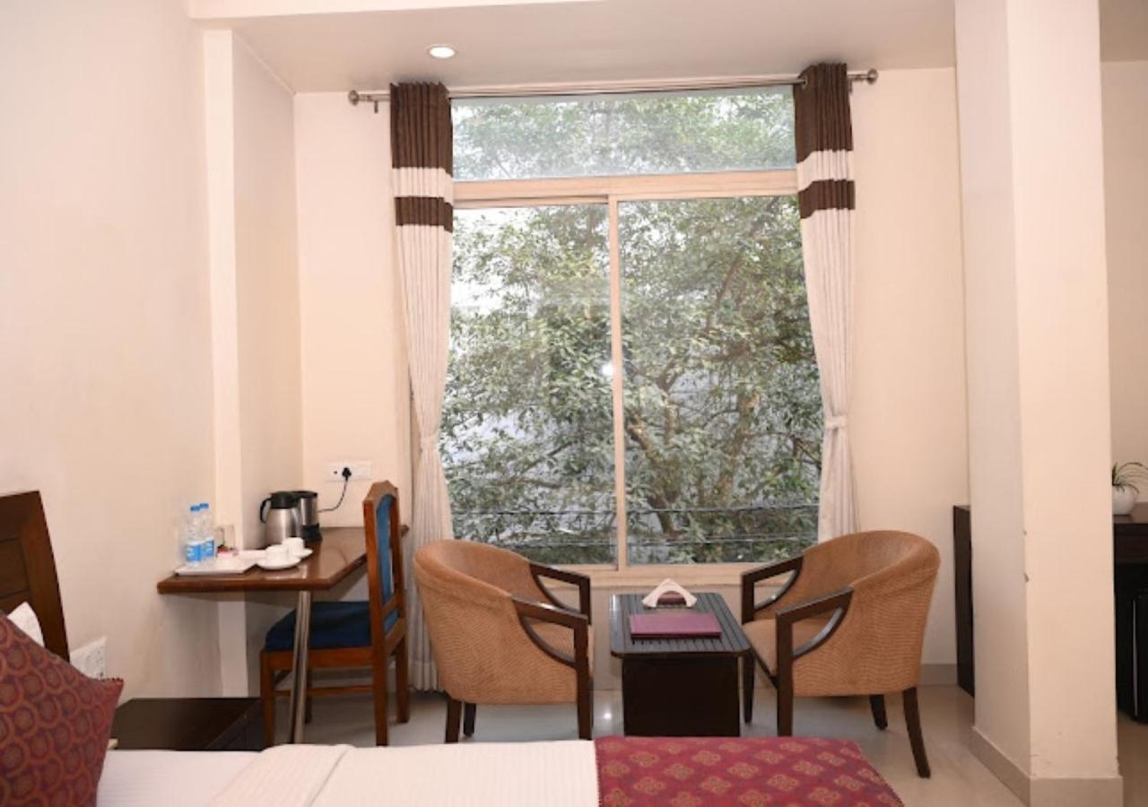 OYO 72233 Zion Inn Varanasi Exterior foto