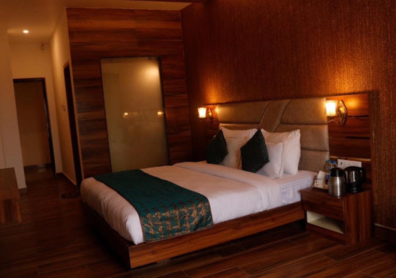 OYO 72233 Zion Inn Varanasi Exterior foto